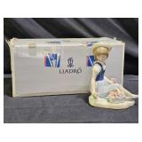 Lladro 1287 figurine With Wild Flowers