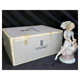 Lladró 7612 "Picture Perfect" Collectors Edition