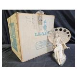 Lladró 1001512 Hawaiian Beauty or Dama Hawaian