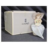 Lladró 5862 "Fragrant Bouquet" figurine Retired