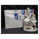 Lladró #5305, titled "A Visit With Granny"