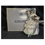 The Lladró 5799 figurine "Shall We Dance