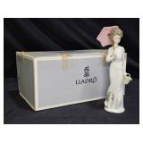 Lladro #7617 "Garden Classic" figurine retired