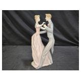 Lladró #1372 "Anniversary Waltz" - Retired