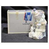 Lladro #5279 "Pierrot with Concertina"