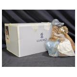 Lladró Figurine 2206 Sisterly Love Gres Retired