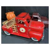 2 Metal Autumn Harvest Truck