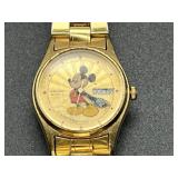 Vtg Woman;s Gold Tone Mickey Mouse Seiko Watch