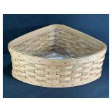 2003 Longaberger Corner Basket