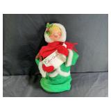 Annalee Mobilitee Christmas Caroler Doll