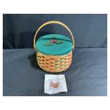 2003 Longaberger Caroling Basket