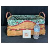 2002 Holiday Hostess Treasures Basket
