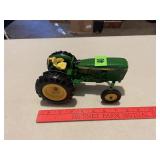 John Deere 1/16 Scale Tractor
