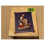 Hallmark Frosty Friends Ornament