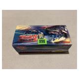 Jeff Gordon Du Pont #24 1:24 Scale Stock Car
