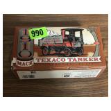 1910 Mack Texaco Tanker