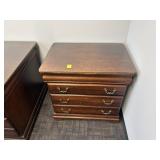 End Table w/ Drawers