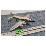 United Airlines DC-7 Mainliner N37530