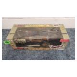 1:32 Vintage P-40B WarHawk Limited Edition