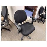 Office Chair - Rounded Arms