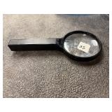 Illuminated Magnifying Glass