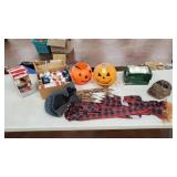 Halloween & Christmas Decor