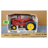 ERTL Massey-Harris 