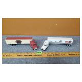 Ertl & Case IH Semis w/ Van Trailers