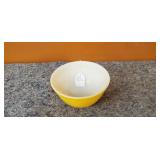 Vintage Dark Yellow 1 1/2 qt. Pyrex Bowl,