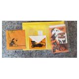 Lot of 5 Vitnage Halloween Bags, Napkin &