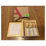 Avon Cheese Cutter Set