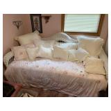 White Wicker Day Bed with Trundle Bed Beneath