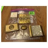 Vintage Compacts, Cake Rouge