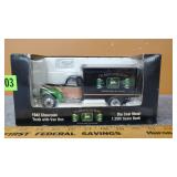 1942 Chevy Truck with Van Box  BANK 1:25