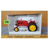 Massey-Harris 22 Tractor 1/16