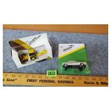 John Deere Backhoe & Dealership 4WD Pickup 1/64