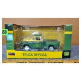 John Deere Implement Pick Up 1/25