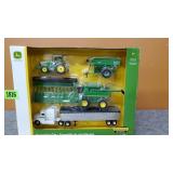John Deere Harvesting Set "Replica Play Set"