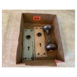 Vintage Door Knobs & Plates