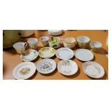 Colectible Saucers & Cups