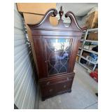 Nice China Hutch