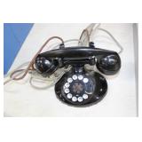 Old Telephone 