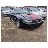 01 Ford Mustang