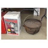 Coleman Lamp, Cast Dutch Oven
