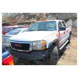 05 GMC Sierra 2500