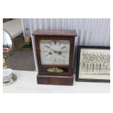 Mantle Clock 
