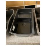 33" x 19" Black Sink w/ Drying Station