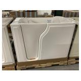 52' x 30' White Walk In Bathtub With 6 Water Jets