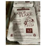 8Cu Ft Bundle Large Flake Animal Bedding