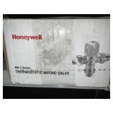 AM-1 Series Thermostatic Mixing Valve x 2
